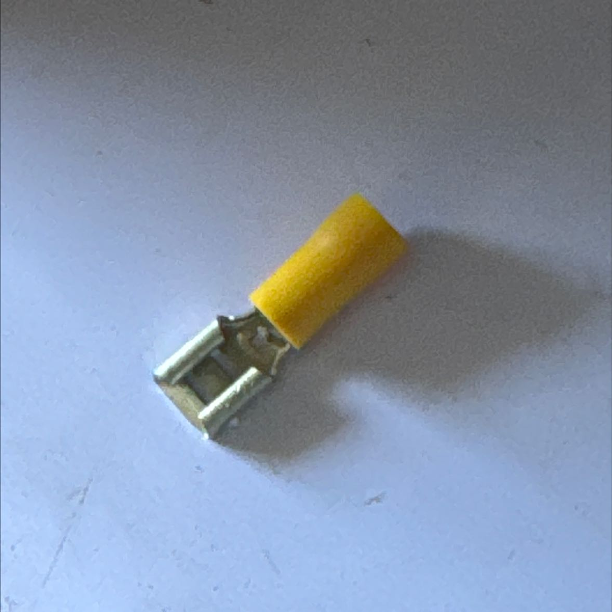 หางปลาเสียบ 12-10 4-5 yellow