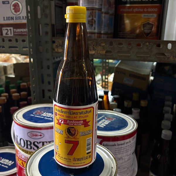 เชลแล็กทาไม้ ตราหัวสิงห์  No.7 0.48L