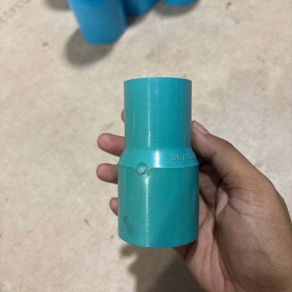 ข้อต่อตรงลด 1.1/4-1" PVC สีฟ้า หนา
