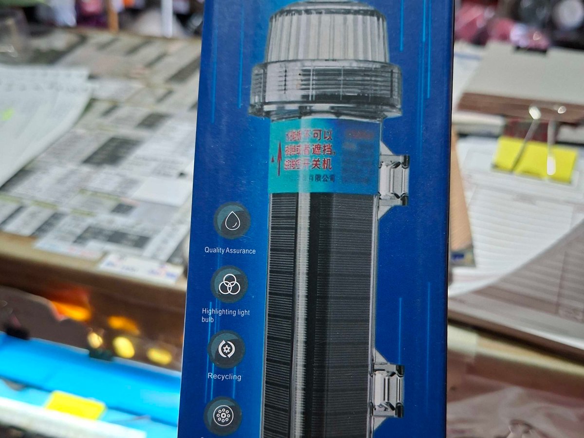 ไฟกระพริบ solar cell สีแดง