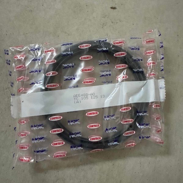 ซีลกันน้ำมัน NOK 105-125-13 TC