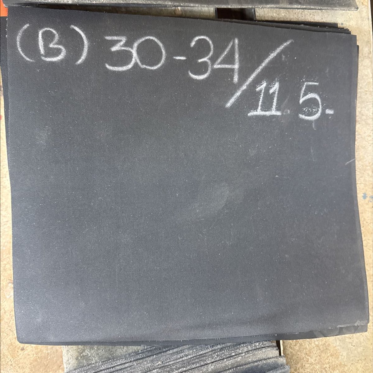 ปะเก็นยาง 30*34cm ตัดสำเร็จ (บาง) 2mm