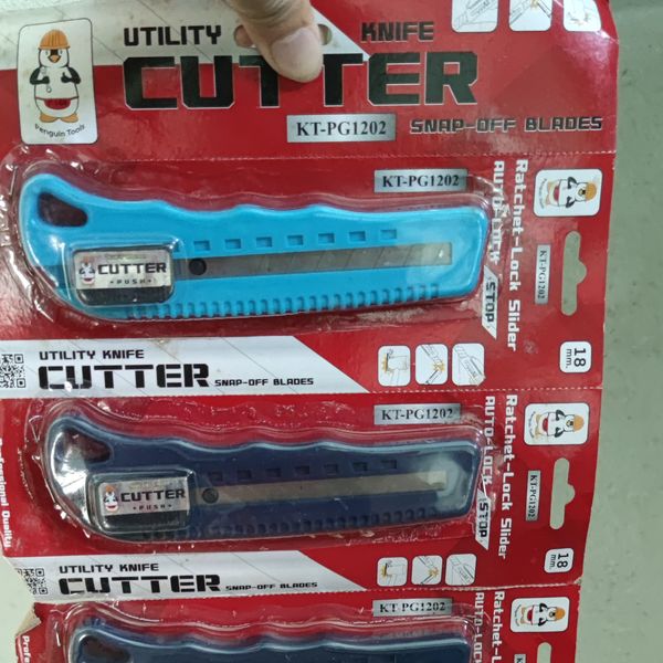 มีดคัดเตอร์ ตรา PENGUIN TOOLS KT-PG1202
