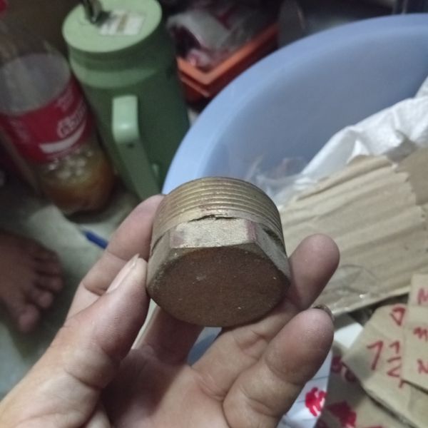 เกลียวอุด 1.1/2" ทองเหลือง