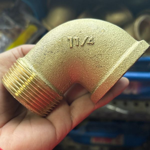 ข้องอ ผม 1.1/4" ทองเหลือง