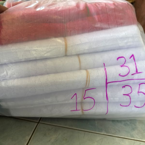 ผ้าแพร สีขาว เล็ก