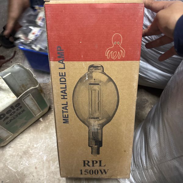 หลอดไฟ ยี่ห้อ RPL 1500w ORANGE
