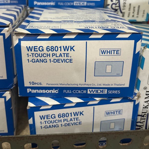 ฝาพลาสติก 1 ช่อง PANASONIC WEG 6801WK