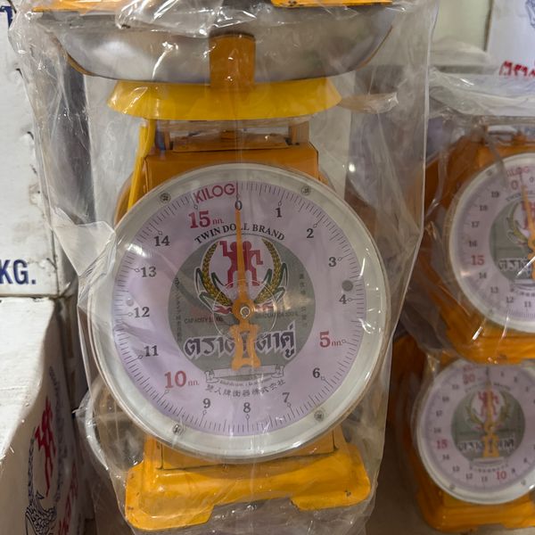 เครื่องชั่ง ตรา ตุ๊กตาคู่ 15 kg