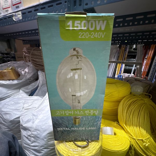 หลอดไฟ ยี่ห้อ เกาหลี 1500w YELLOW