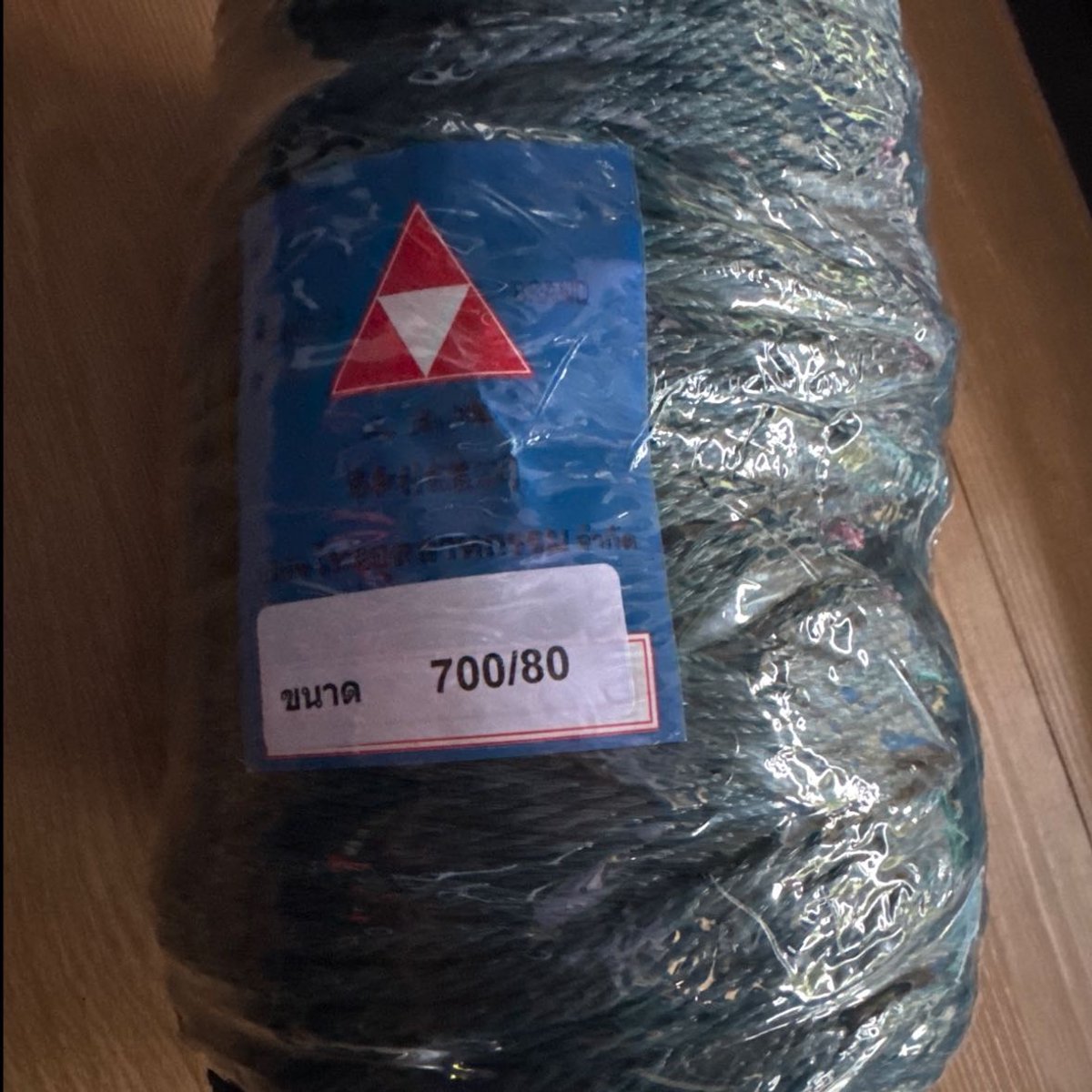 ด้ายโปลี 80 ฟ้า 700/80 สามเหลี่ยม