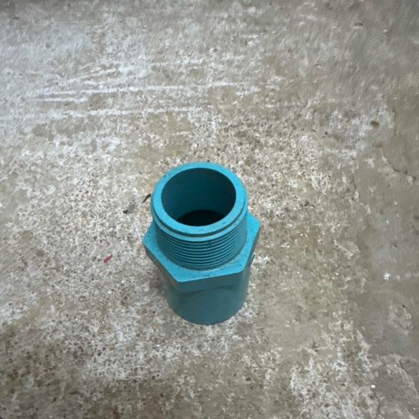 ข้อต่อตรงเกลียวนอก 1.1/4" PVC สีฟ้า