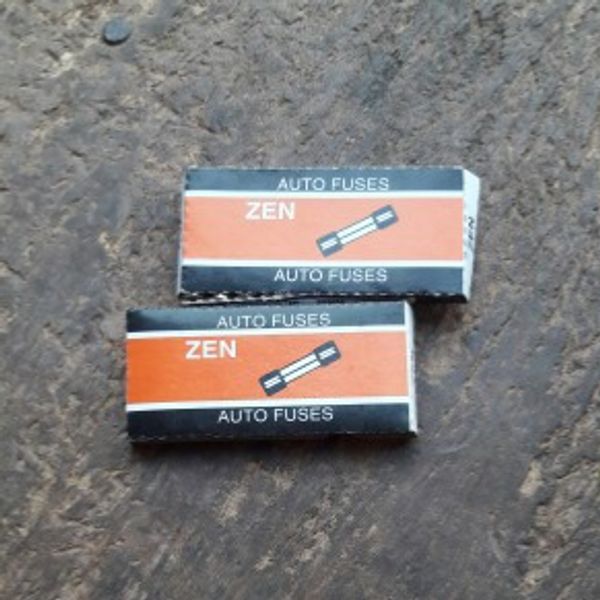 ฟิวส์ 15 AMP หลอดแก้ว ZEN  20MM