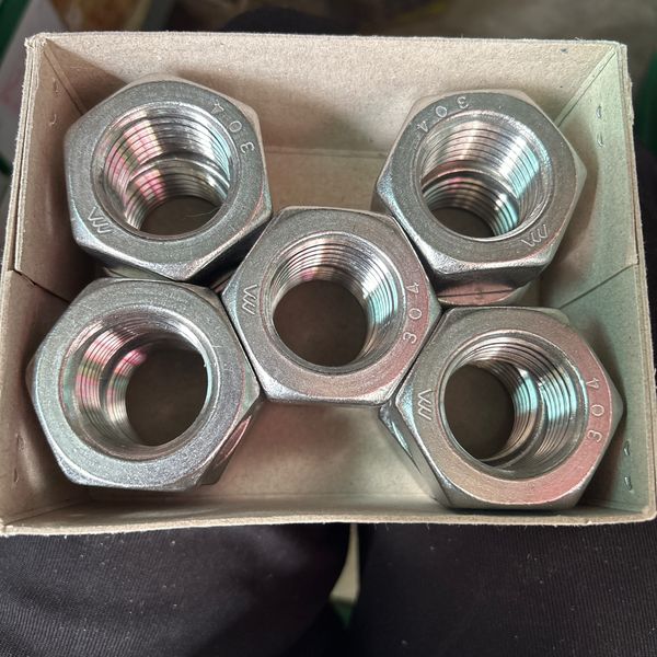หัวน็อต 1.1/4" STL