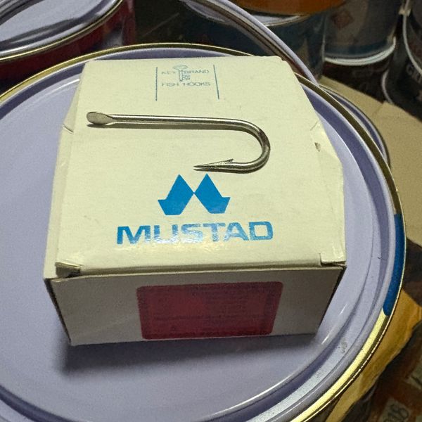 (F) เบ็ด 7 ไม่เจาะรู MUSTAD 900