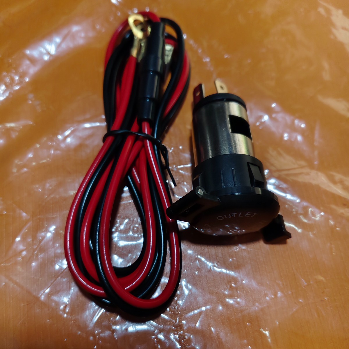 ปลั๊กเสียบก้นบุหรี่ 12V120W power outlet