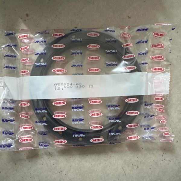 ซีลกันน้ำมัน NOK 100-130-13